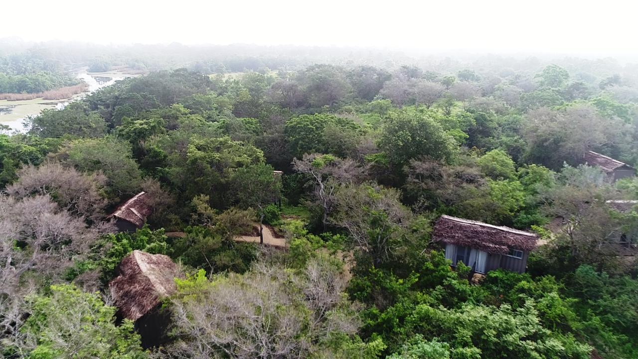 The Backwaters Lodge Wilpattu Bagian luar foto